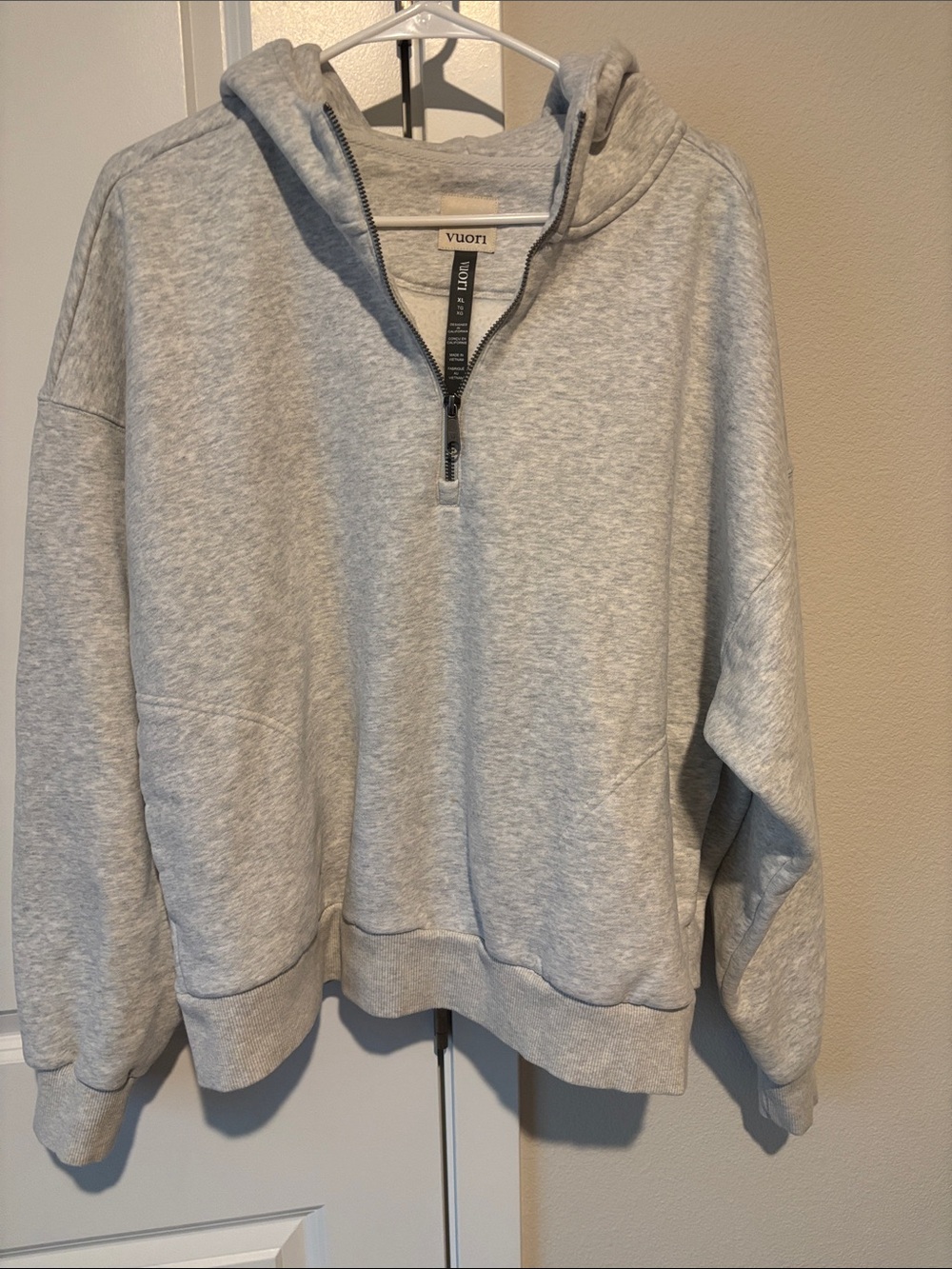 Vuori Light Heather Gray Quarter-Zip Pullover Hoodie